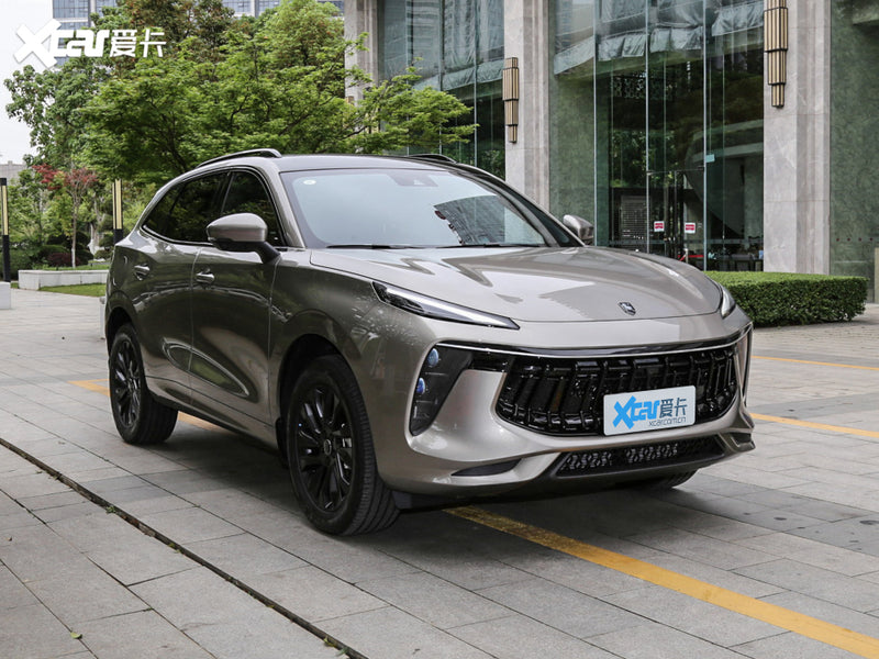 SUV T5EVO Dongfeng Forthing  Version Exclusive 360cam 8 airbags Color Gris Claro/Interior Negro