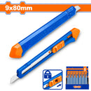 Exacto de Plástico 9 x 80mm. Con pulsador plano. 1 hoja. Acero Inoxidable.