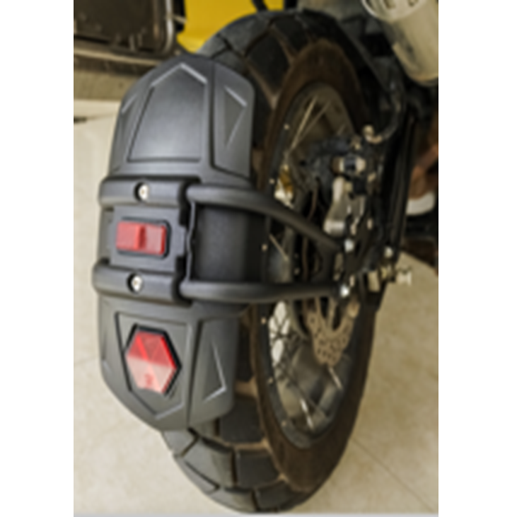 Guardafango con reflejos Benelli para TRK502.