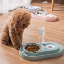 Tazón doble de agua y alimento para mascotas con base y soporte de plastico. Color Gris