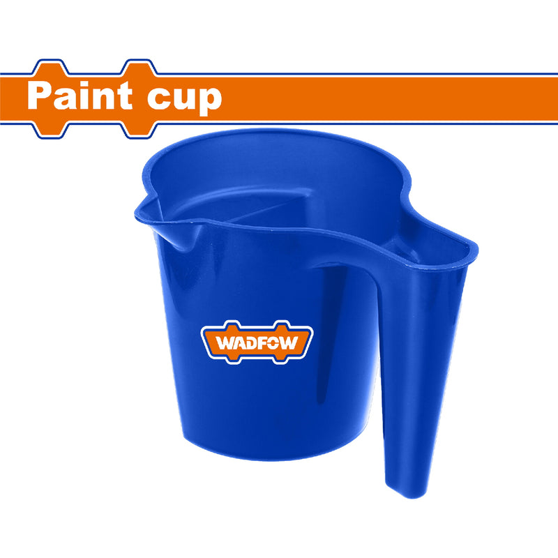Taza recipiente de Pintura 600ml. Ideal para trabajos de retoques. Con mango de plástico. Borde: 120mm.