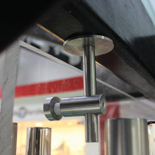 Conector muro vidrio regulable.