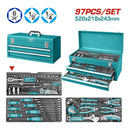 Juego de herramientas de 97 piezas en la caja de herramienta.