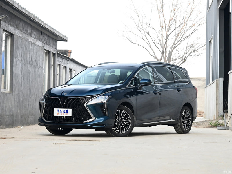 MPV YATCH 7 asientos Forthing Gasolina Vers Exclusive 10 airbags 360° Cam Color Cyan/ Interior Beige