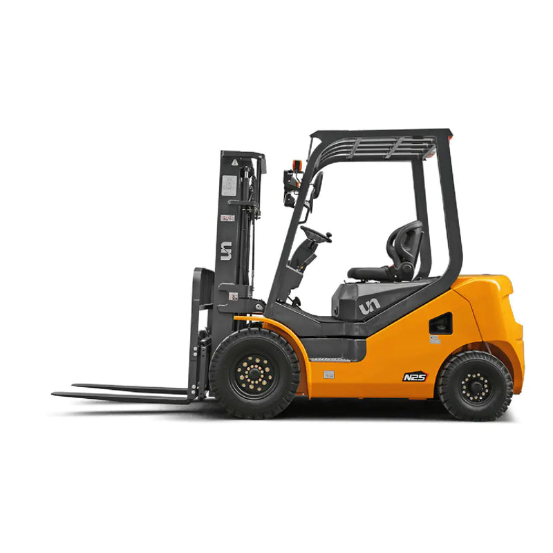 Montacargas Gasolina 2.5 Toneladas Torre de 6mts de altura. Llantas sólidas y Side Shifter. UN FORKLIFT