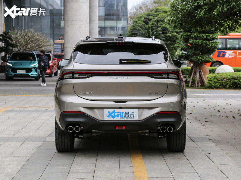 SUV T5EVO Dongfeng Forthing Gasolina Version Exclusive 8 airbags Color Gris Oscuro/ Interior Negro