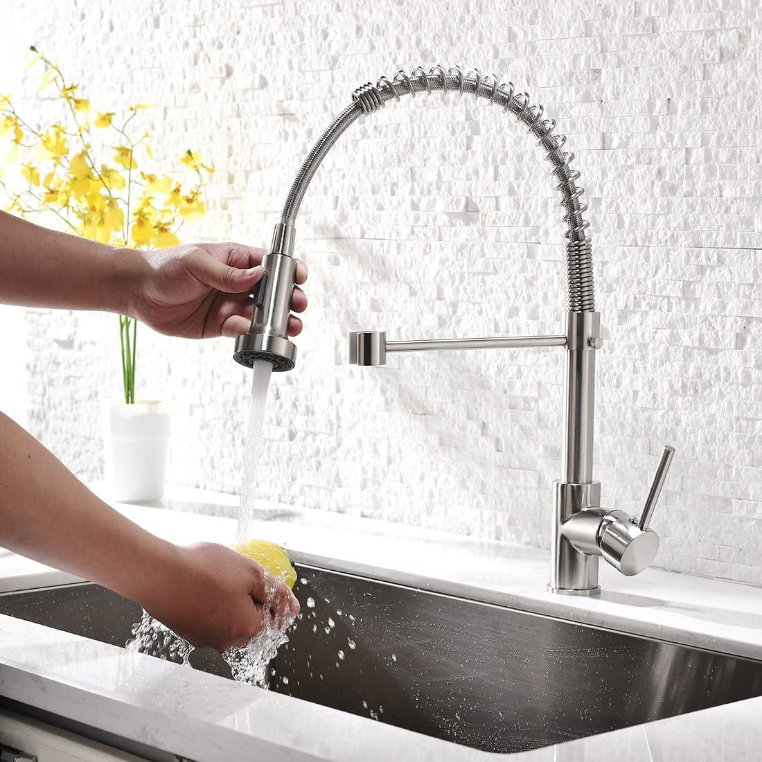 Grifo para Fregador de Cocina con resorte extraible, Metal Mate.